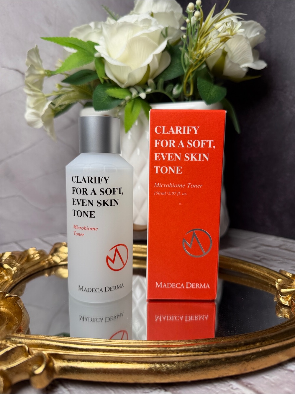 Clarifying Microbiome Toner — White & Orange